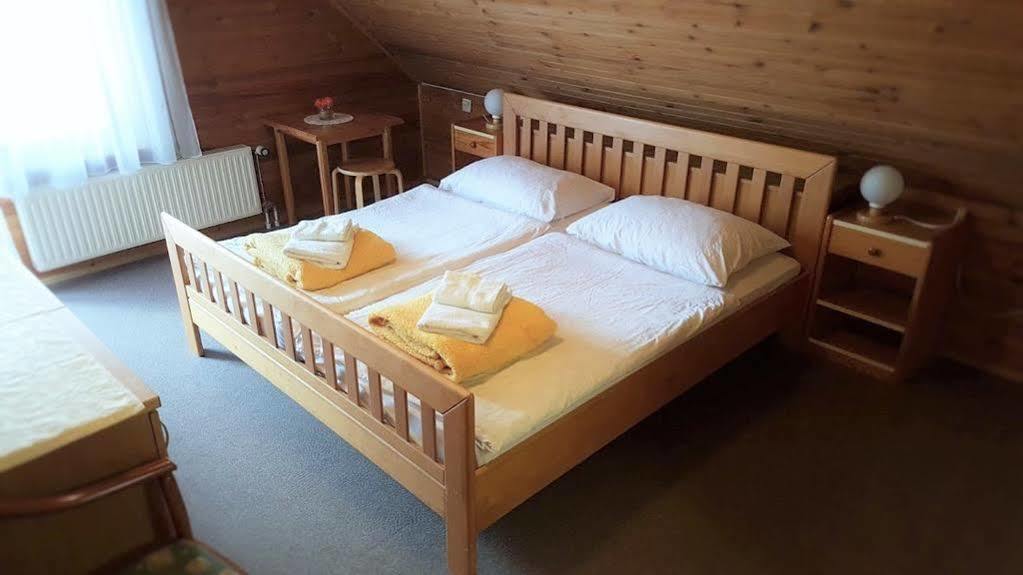 Penzion Vila Bistrica Bohinjska Bistrica Esterno foto